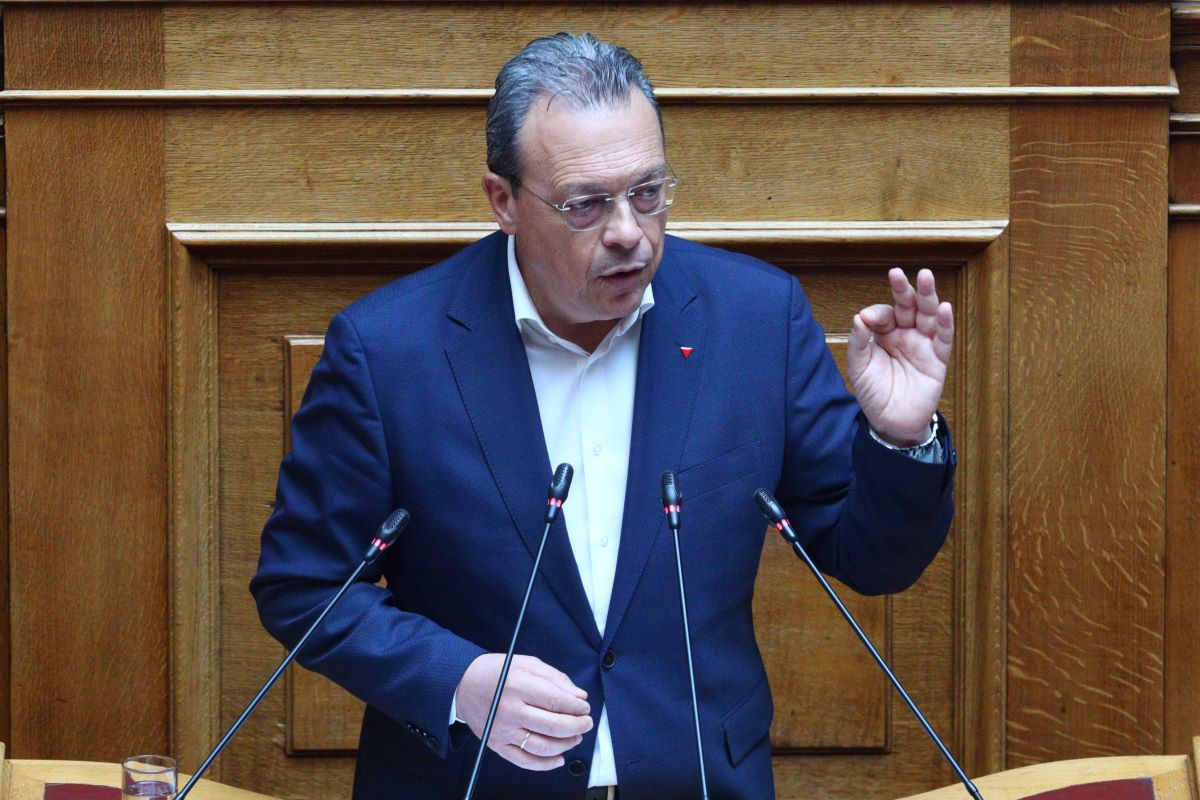 Ο Σωκράτης Φάμελλος στη Βουλή