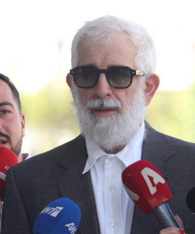 Πέτρος Φιλιππίδης