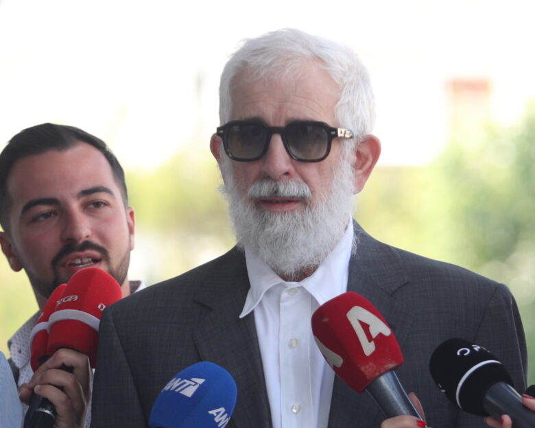 Πέτρος Φιλιππίδης: «Δεν βίασα, δεν αποπειράθηκα να βιάσω, σημαία μου είχα πάντα την αγάπη» είπε στην απολογία του
