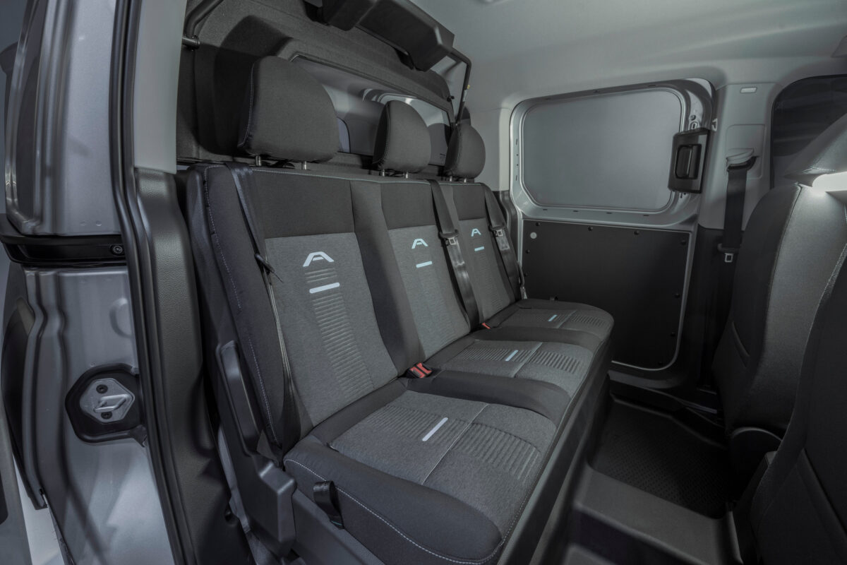 FORD_TRANSIT_CONNECT_PHEV