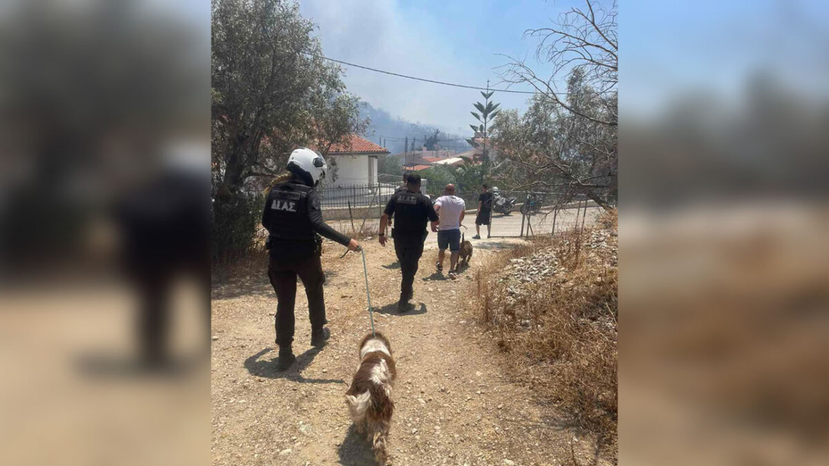 Απεγκλωβισμοί κατοίκων από την ΕΛΑΣ
