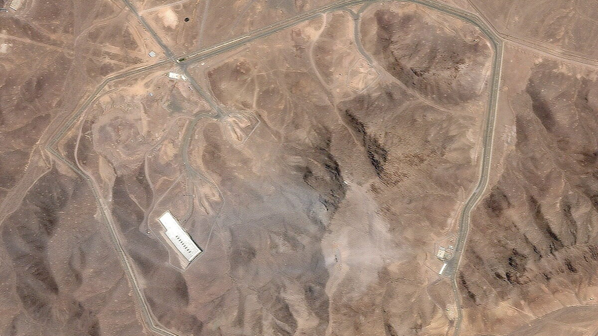 Δορυφορική φωτογραφία από το Planet Labs PBC δείχνει τις πυρηνικές εγκαταστάσεις Φορντό μετά την αεροπορική επιδρομή των ΗΠΑ