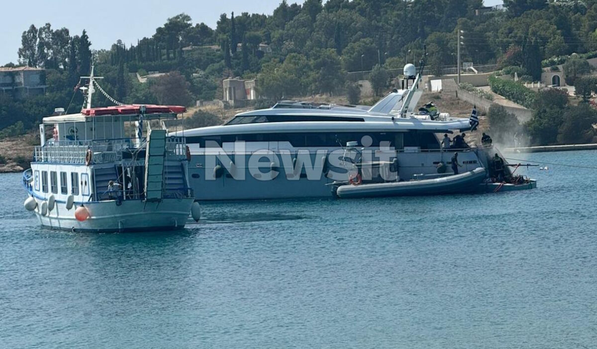 Φωτιά σε θαλαμηγό στο Πόρτο Χέλι