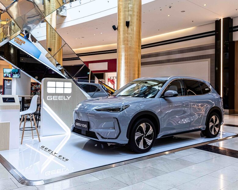 Geely: Σε περίοπτη θέση το νέο Geely ΕΧ5