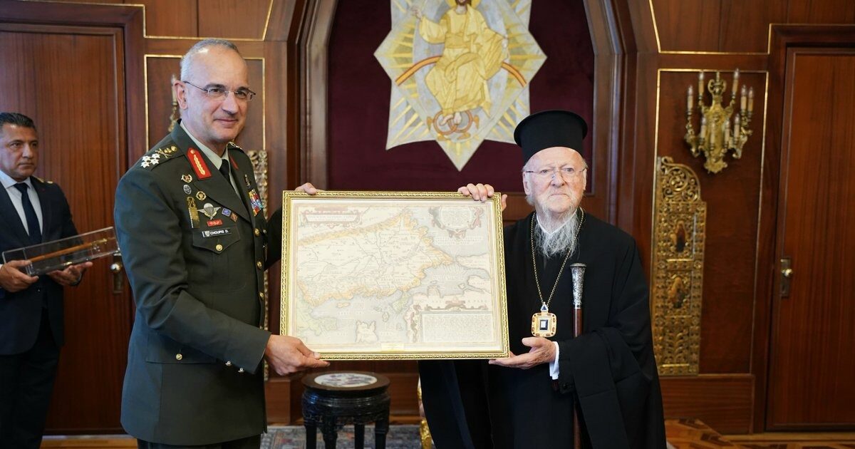 The Turks’ reaction to the gift of the Chief of General Staff to Patriarch Bartholomew
