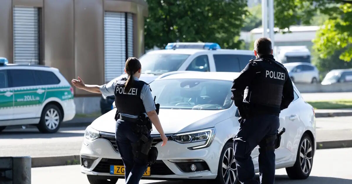Woman attacked and wounded with passers -by in Munich – he was shot by police and died in the hospital