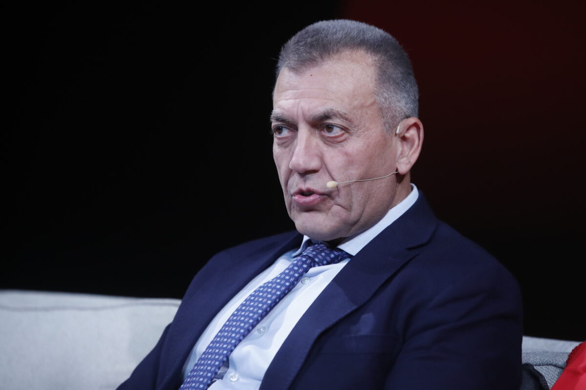 Ο Γιάννης Βρούτσης