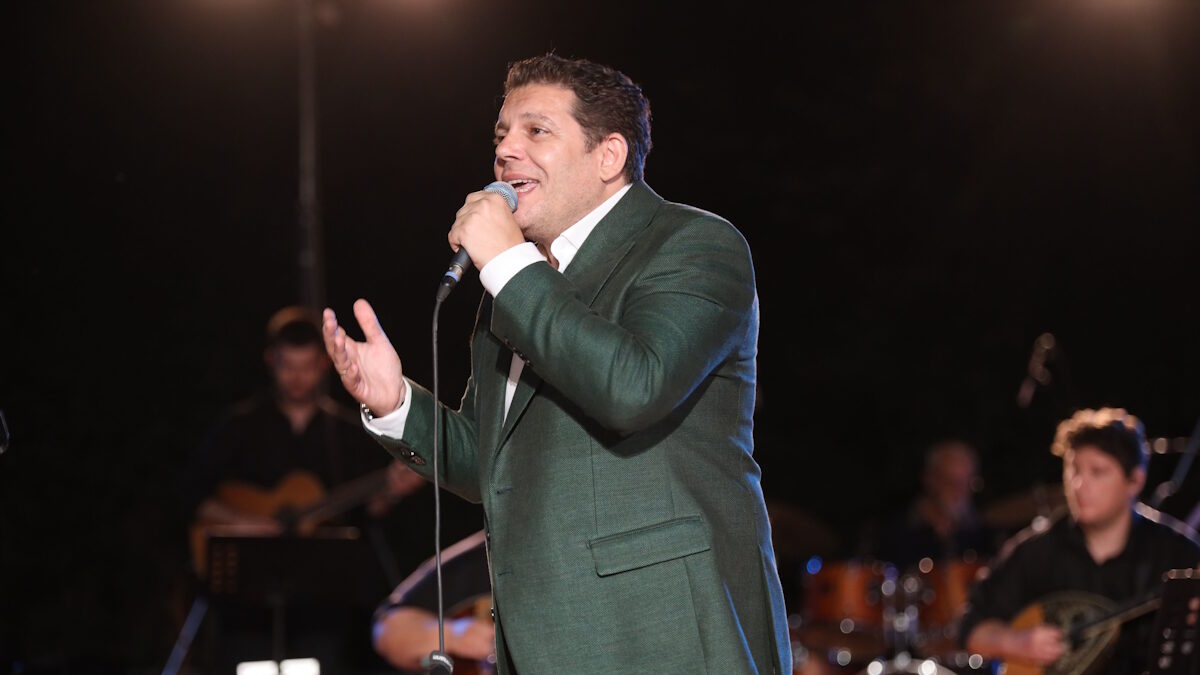 Ο γιος Γρηγόρης Μπιθικώτσης