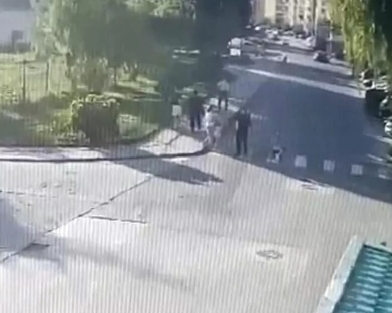 Ρουμανία: 49χρονος σκότωσε την έγκυο πρώην σύντροφό του – Την πυροβόλησε μπροστά στην κόρη της, δείτε βίντεο