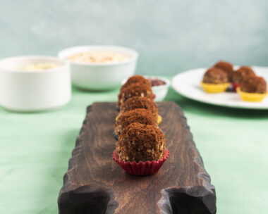 Υγιεινά σπιτικά τρουφάκια