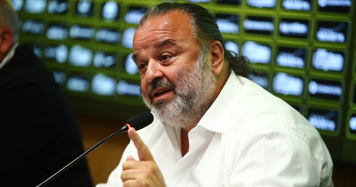 Marios Iliopoulos: “The dog is to a point, if you put it too much on the wall will tear you”