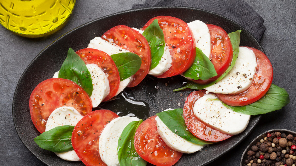 Σαλάτα caprese