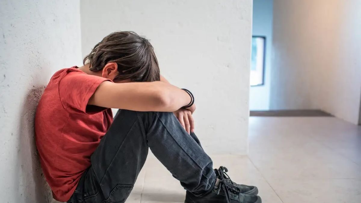 «Αν ήξερα ότι κακοποιούσε σεξουαλικά το παιδί μου, θα τον σκότωνα», λέει για τον πρώην σύντροφό της 51χρονη μητέρα