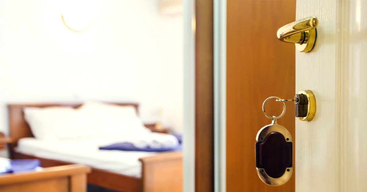 Upward trend for Athens hotels: Increases in completeness and prices