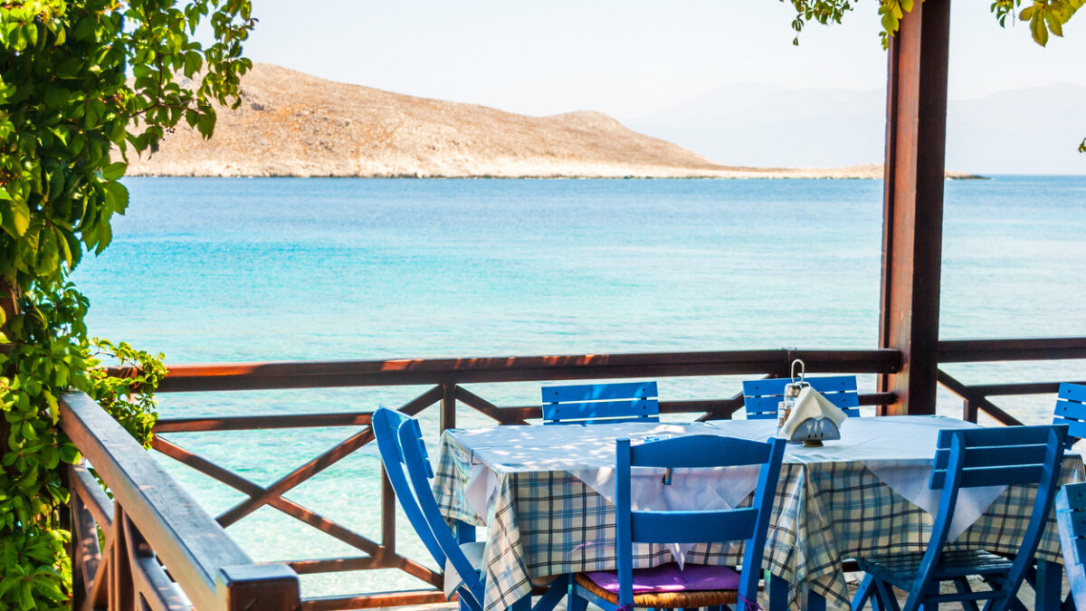 Παραθαλάσσια ταβέρνα στο Ρέθυμνο