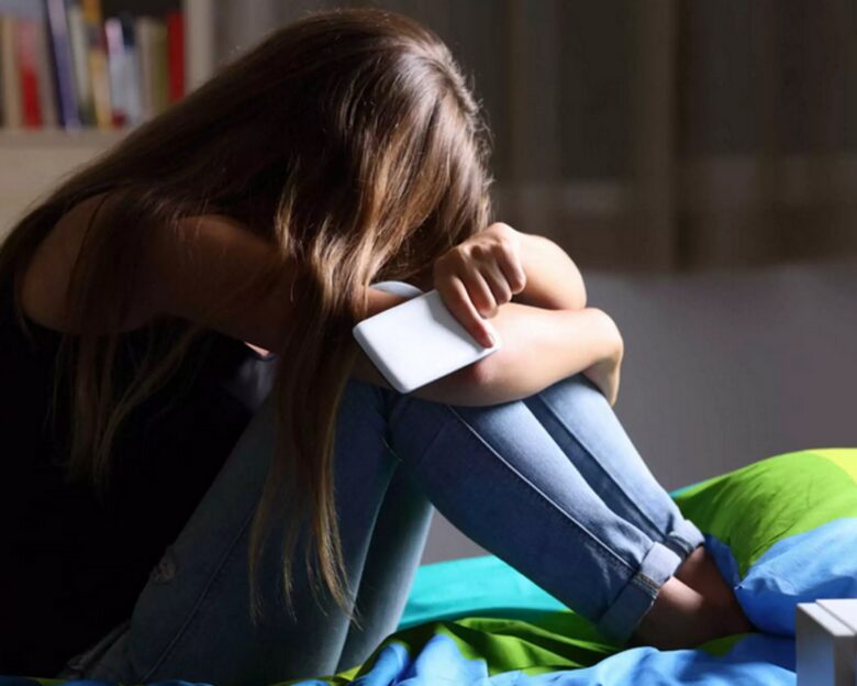 Θεσσαλονίκη: Ανήλικες λήστεψαν και έστειλαν στο νοσοκομείο 17χρονη μετά από επίθεση στην Αριστοτέλους