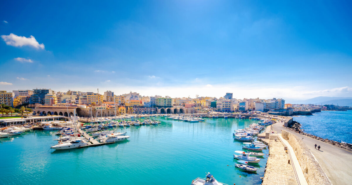 Crete: Tourist explosion with the new airport in Kasteli – the 5 -star investment barrage