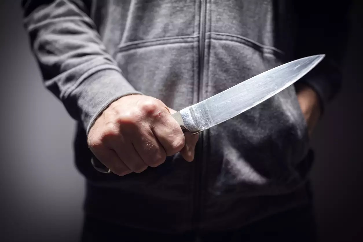 Μυτιλήνη: Έριξε 18 μαχαιριές σε 35χρονο σε πανηγύρι – Νοσηλεύεται σε κρίσιμη κατάσταση, συνελήφθη ο δράστης