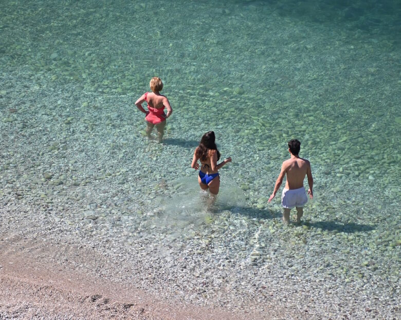 Καιρός σήμερα: Αύξηση θερμοκρασίας στους 37 βαθμούς και ισχυροί άνεμοι έως 7 μποφόρ