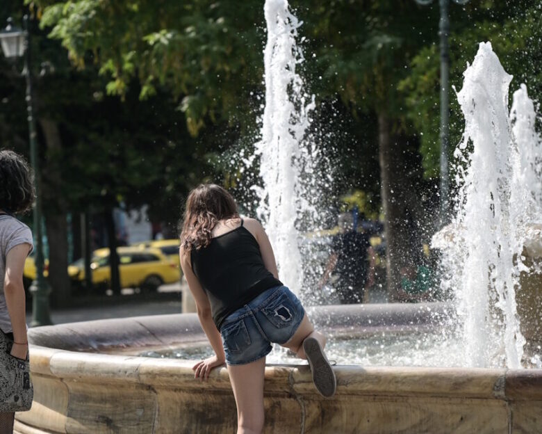 Καιρός σήμερα: Αύξηση της θερμοκρασίας έως 34 βαθμούς Κελσίου