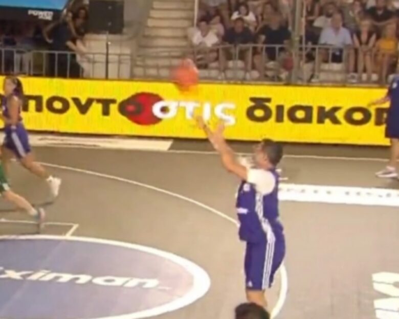 Ο Γιώργος Καραγκούνης έδωσε σόου και αποθεώθηκε μετά από τρίποντο στο Aegean Ball 2025