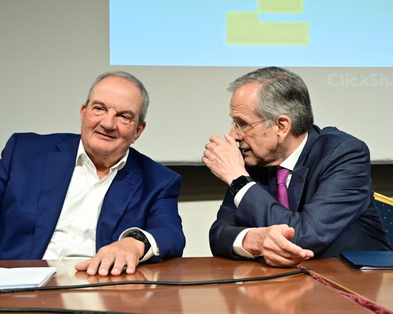Κόκκινος συναγερμός στην Αθήνα για τους ιρανικούς βαλλιστικούς πυραύλους  αμερικανικές δυνάμεις σε Σούδα και Μεσόγειο  τι είναι «η θεωρία του τρελού» που υιοθέτησε ο Τραμπ  πολιτική σκακιέρα για τα Τέμπη στη Βουλή  διπλό «άδειασμα» Μαξίμου, Γεραπετρίτη σε Σαμαρά και Καραμανλή
