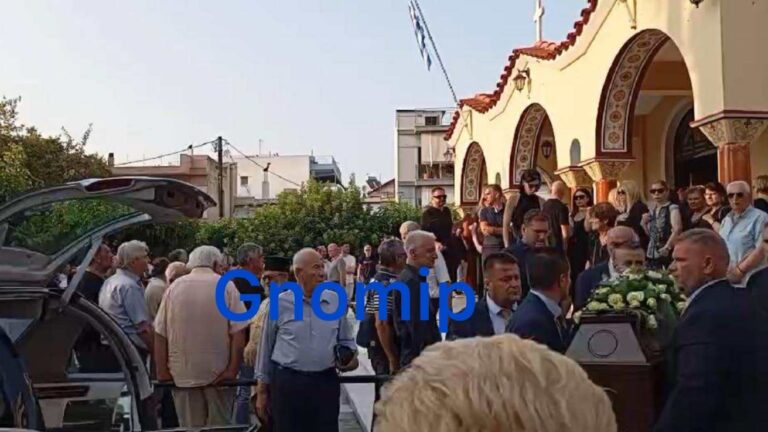 Θρήνος στην κηδεία του Ανδρέα Κυριακόπουλου