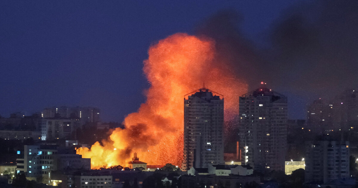 Russia began retaliation for Ukrainian “Spider Web”: 4 dead after a mass missile attack in Kiev