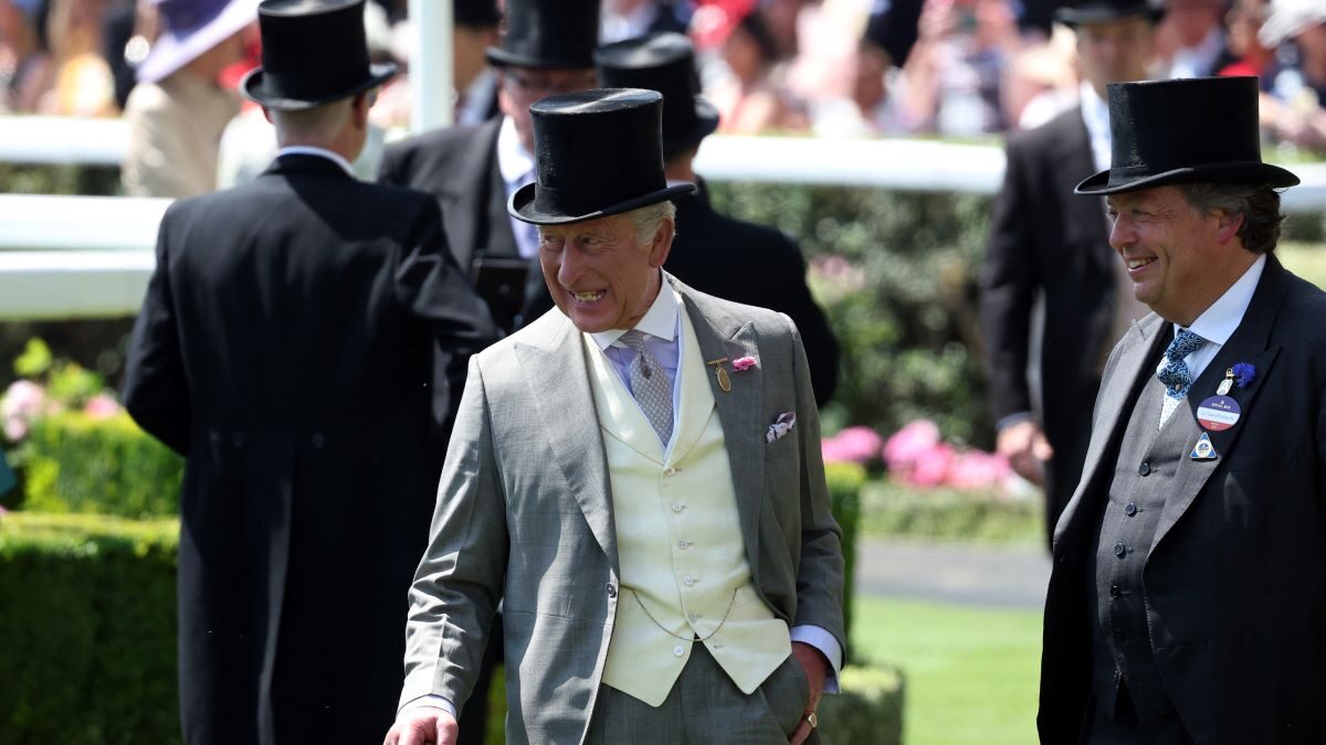 Ο βασιλιάς Κάρολος στις ιπποδρομίες του Ascot