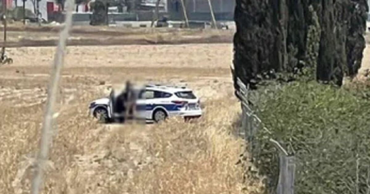 Κύπρος: Σε διαθεσιμότητα οι δύο αστυνομικοί που έκαναν σεξ σε περιπολικό