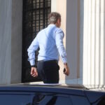 Η άφιξη του Πρωθυπουργού στο Μαξίμου για το ΚΥΣΕΑ