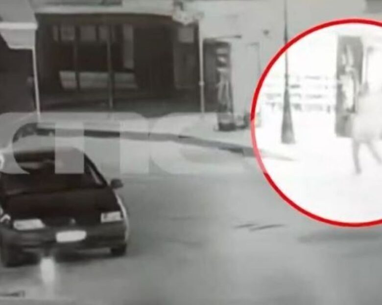 Λαμία: Ο δολοφόνος του 59χρονου επιχειρηματία άλλαξε ρούχα και επέστρεψε στον τόπο του εγκλήματος – Βίντεο ντοκουμέντο