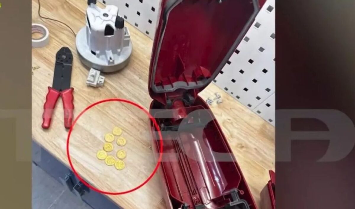 Η σκούπα έκρυβε θησαυρό