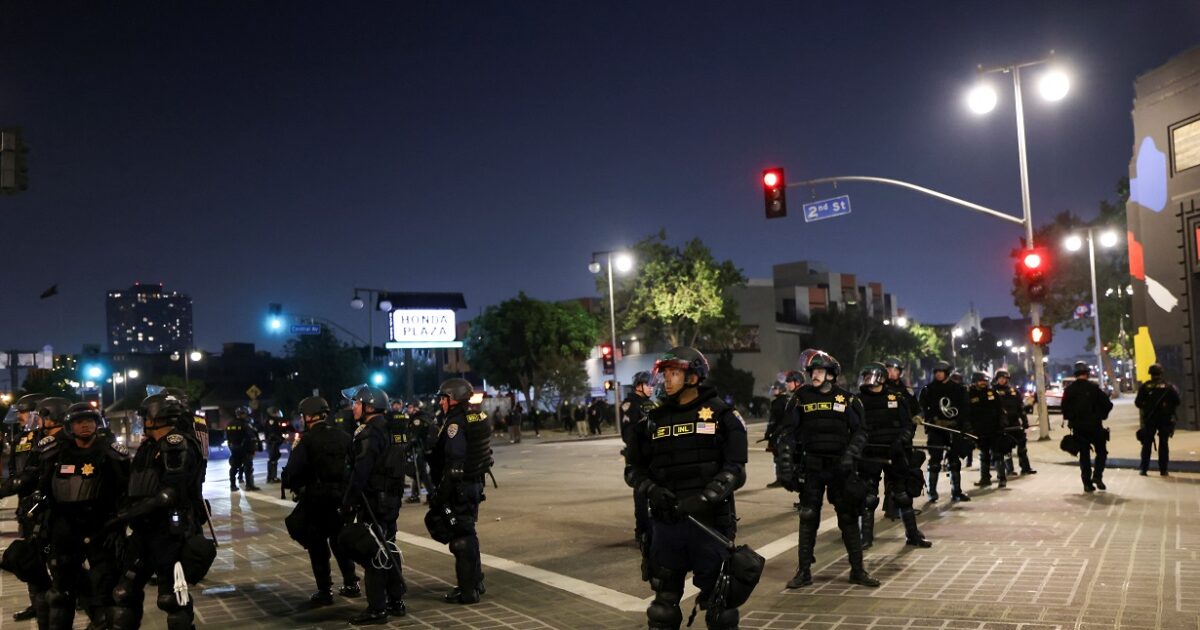 Donald Trump: National Guard will remain in Los Angeles