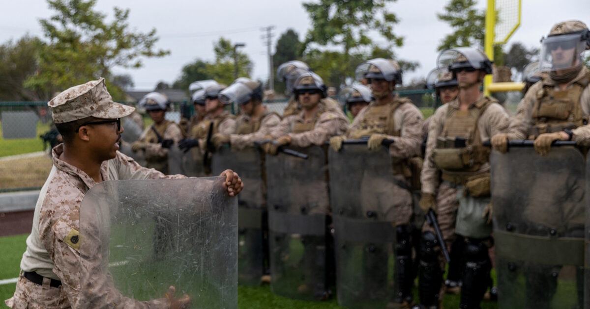 Los Angeles: 700 Marines – Army’s intervention by the mayor, in favor of the US Public Prosecutor’s Office to take to the streets –