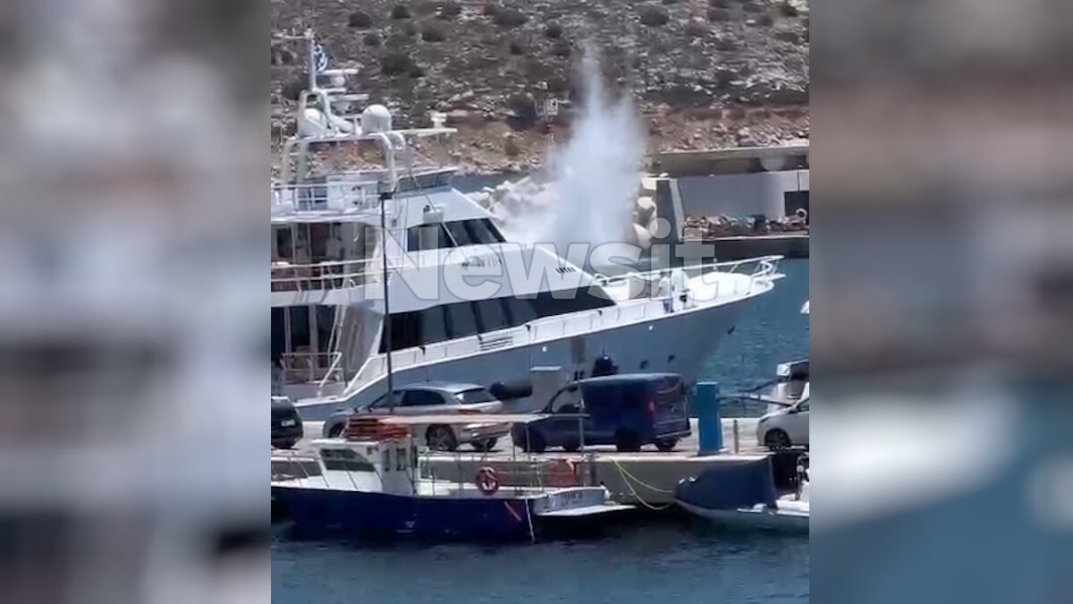 Πτώση ελικοπτέρου στη Μαρίνα Βουλιαγμένης