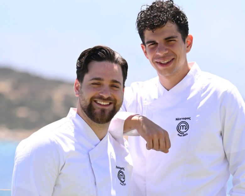 Τελικός MasterChef 2025: Ξεκινάει απόψε το «ταξίδι» – Στην Κρήτη Λευτέρης και Νέστορας για την πρώτη δοκιμασία