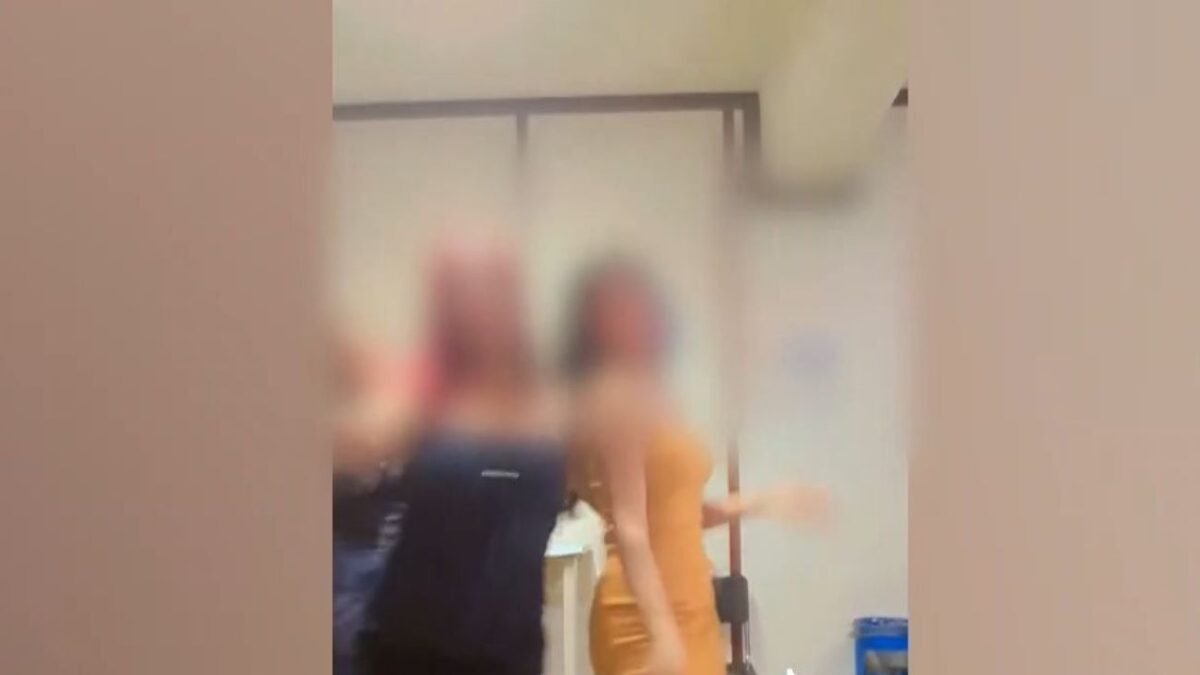 Γλέντι στην Αστυνομική Διεύθυνση Μεσσηνίας