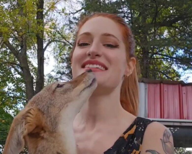 Mikayla Raines: Αυτοκτόνησε στα 29 της η YouTuber – Είχε γίνει στόχος διαδικτυακού bullying