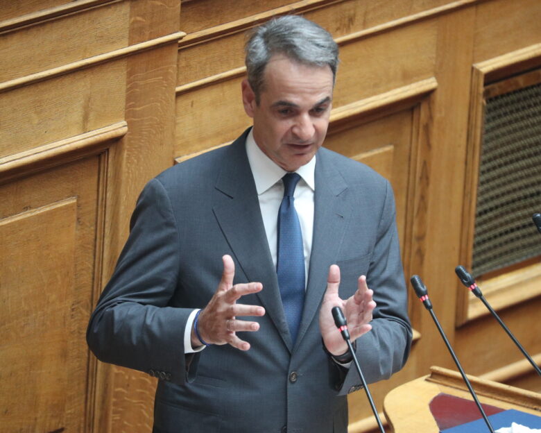 Μητσοτάκης για νέο ΚΟΚ: Αυστηρά πρόστιμα σε υπότροπους, κάμερες, εκτός λεωφορειολωρίδων τα ταξί, κάμερες παντού και όριο 30 χλμ στις πόλεις