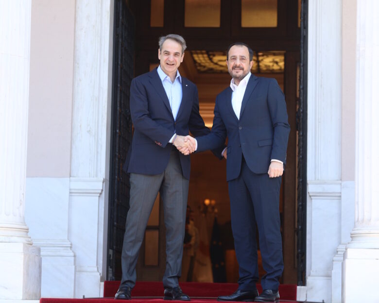 Τηλεφωνική επικοινωνία Μητσοτάκη – Χριστοδουλίδη για την κατάσταση στη Μέση Ανατολή