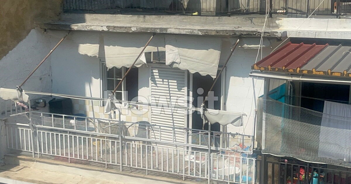 Thessaloniki: The baby’s parents who locked it on the balcony – held in a police station in Ilia were found