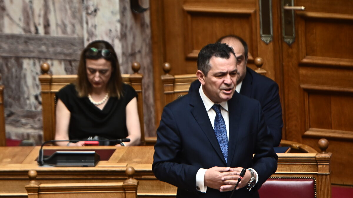 Χρήστος Μπουκώρος