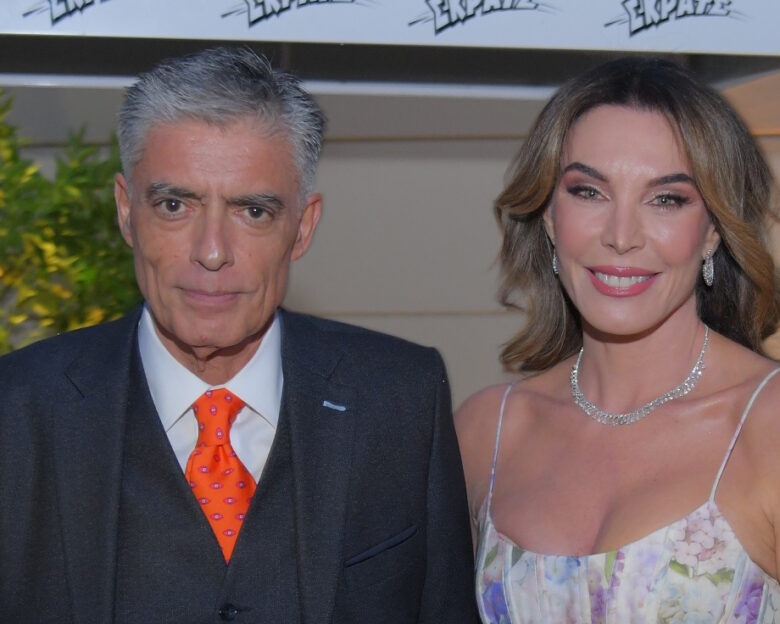 Γενέθλια γεμάτα λουλούδια, δώρα και celebrities – Το ΣΚΡΑΤΣ έφερε την άνοιξη στο party του TLIFE