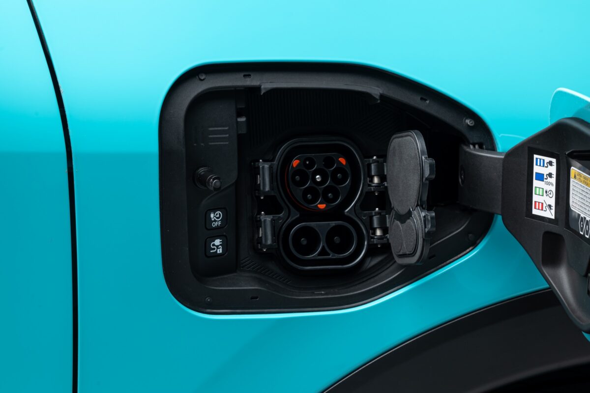 nissan-leaf