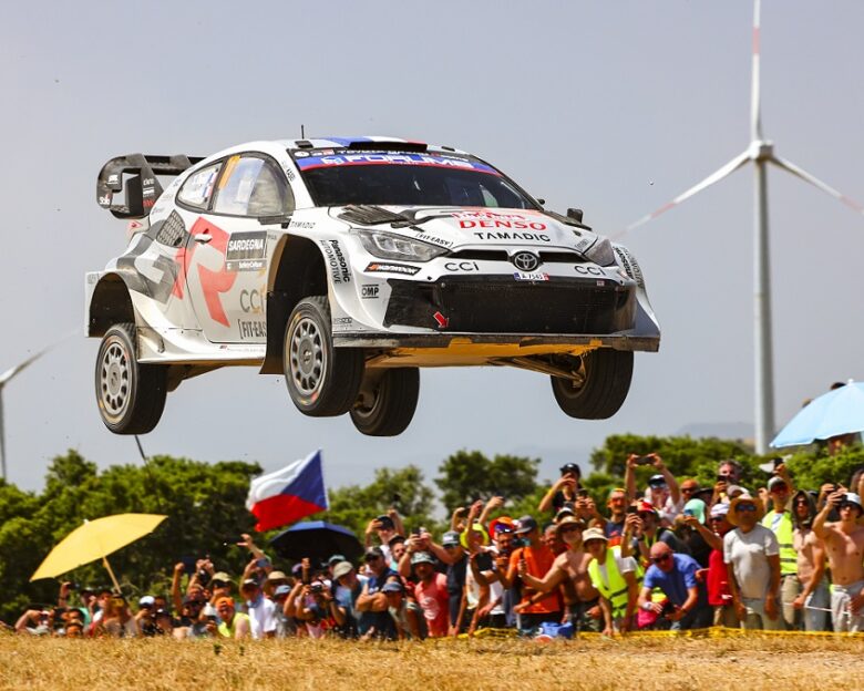 WRC: Έφαγαν τη σκόνη του Ogier στη Σαρδηνία