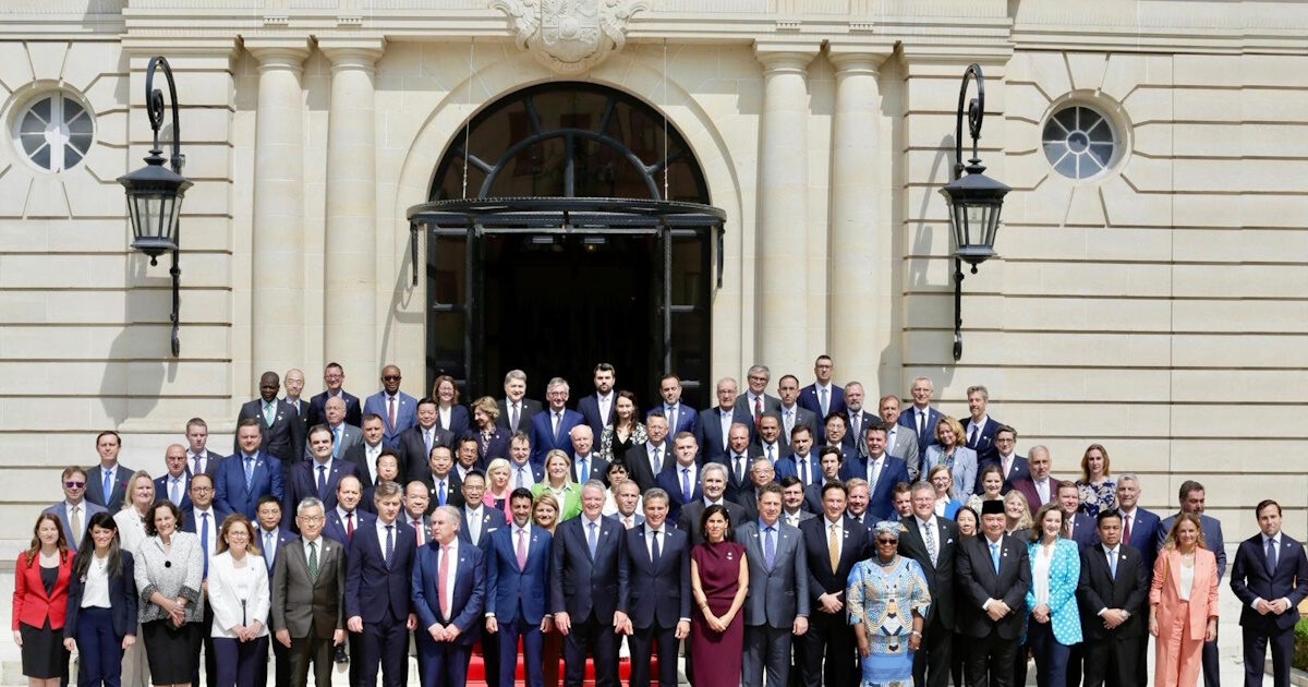 Pierrakakis: The Greek economy is characterized by durability and perspective