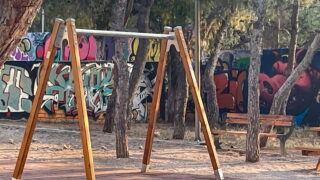 Παιδική χαρά στη Νίκαια