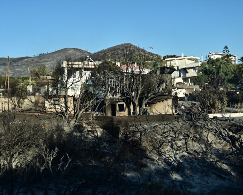 Φωτιά στην Παλαιά Φώκαια: Το σενάρια που εξετάζουν οι αρχές για την πύρινη κόλαση – Αποκαρδιωτική η επόμενη «μαύρη» ημέρα στο Θυμάρι
