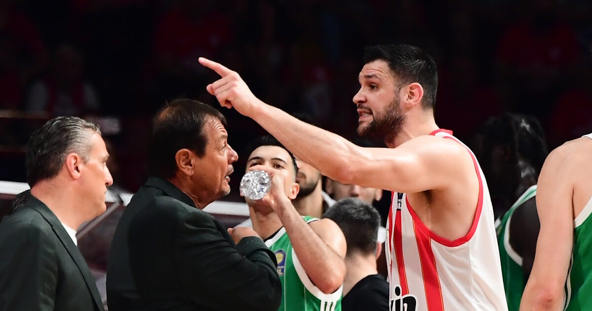 Papanikolaou: I don’t accept to say @@@@@@our fans – they asked me why I’m not doing the same with Huanzo